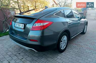Внедорожник / Кроссовер Honda Crosstour 2013 в 