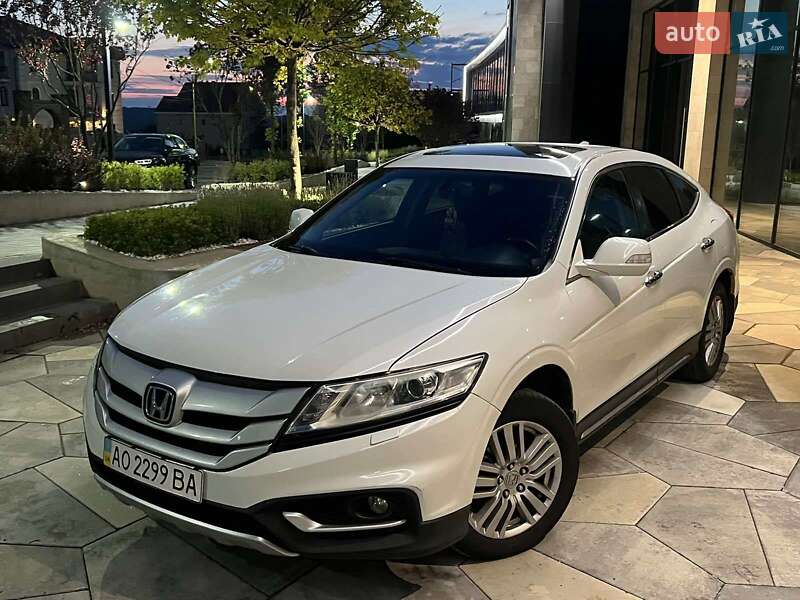 Позашляховик / Кросовер Honda Crosstour 2013 в Ужгороді фото 2 Позашляховик / Кросовер Honda Crosstour 2013 в Ужгороді