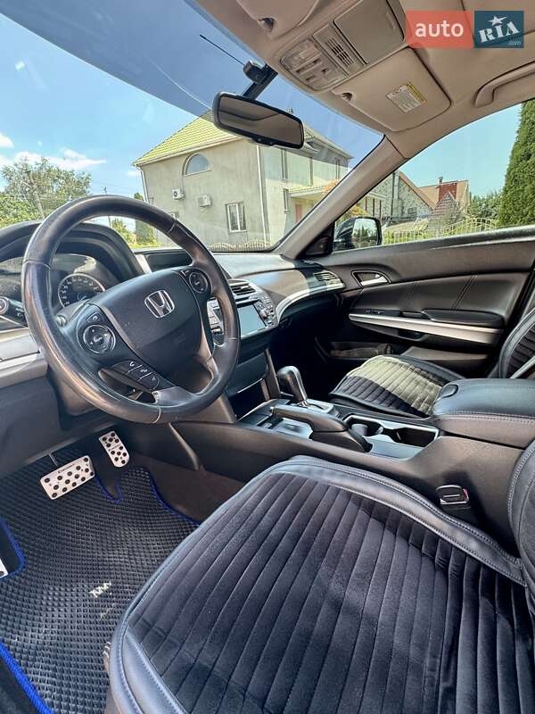Внедорожник / Кроссовер Honda Crosstour 2013 в Одессе