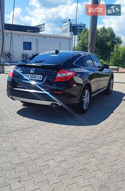 Внедорожник / Кроссовер Honda Crosstour 2014 в 