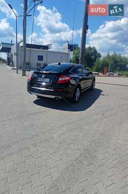 Внедорожник / Кроссовер Honda Crosstour 2014 в 