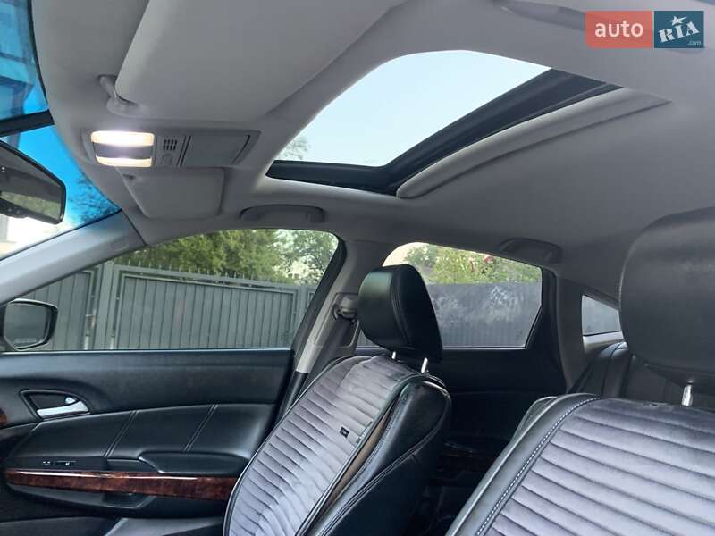 Внедорожник / Кроссовер Honda Crosstour 2010 в Жовкве