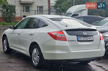 Позашляховик / Кросовер Honda Crosstour 2012 в 