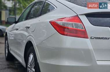 Позашляховик / Кросовер Honda Crosstour 2012 в 