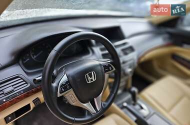 Позашляховик / Кросовер Honda Crosstour 2012 в 