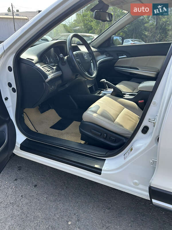 Внедорожник / Кроссовер Honda Crosstour 2015 в Одессе