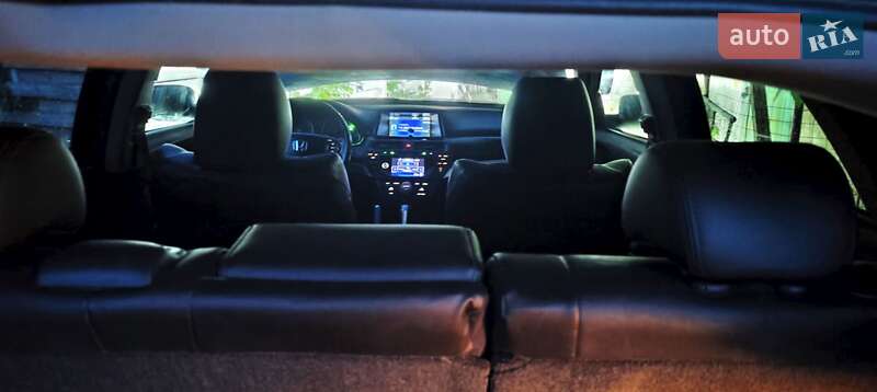 Внедорожник / Кроссовер Honda Crosstour 2013 в Черкассах