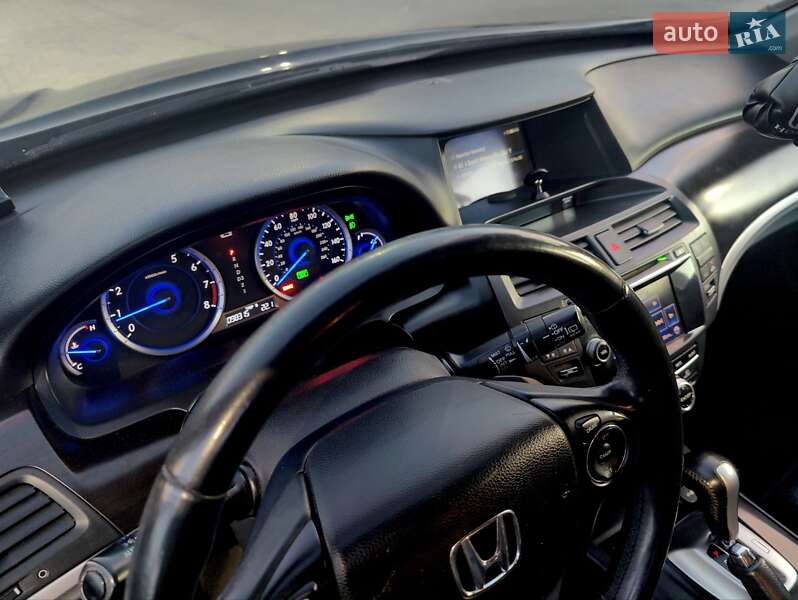 Внедорожник / Кроссовер Honda Crosstour 2013 в Черкассах