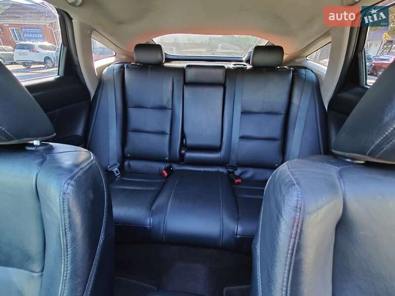 Внедорожник / Кроссовер Honda Crosstour 2013 в Черкассах