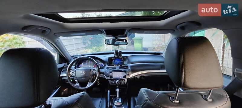 Внедорожник / Кроссовер Honda Crosstour 2013 в Черкассах