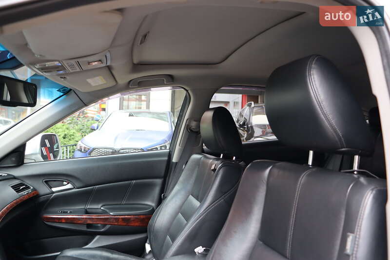 Внедорожник / Кроссовер Honda Crosstour 2011 в Львове
