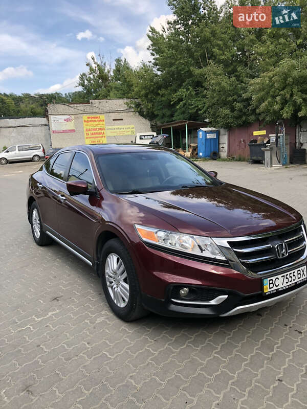 Внедорожник / Кроссовер Honda Crosstour 2012 в 