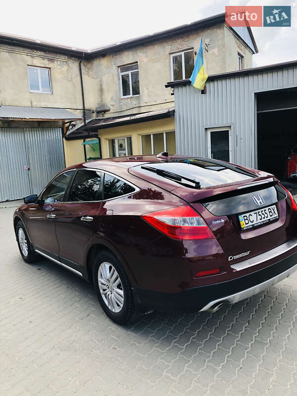 Внедорожник / Кроссовер Honda Crosstour 2012 в Львове