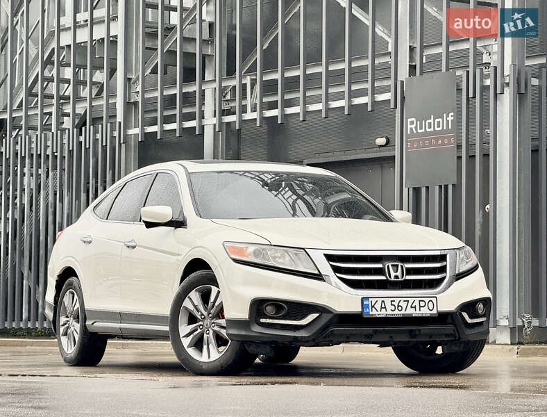 Позашляховик / Кросовер Honda Crosstour 2014 в  фото Позашляховик / Кросовер Honda Crosstour 2014 в