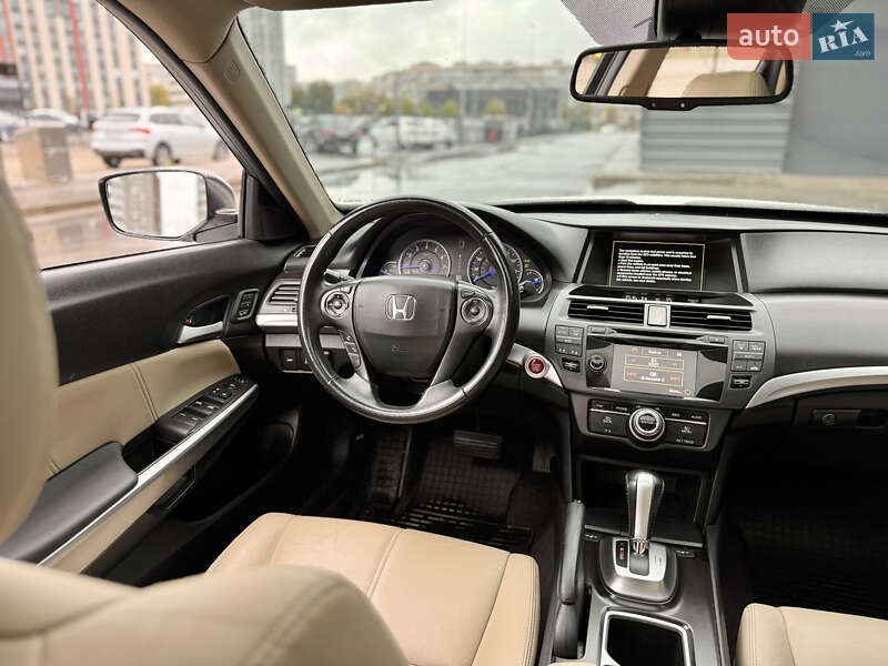 Внедорожник / Кроссовер Honda Crosstour 2014 в Киеве