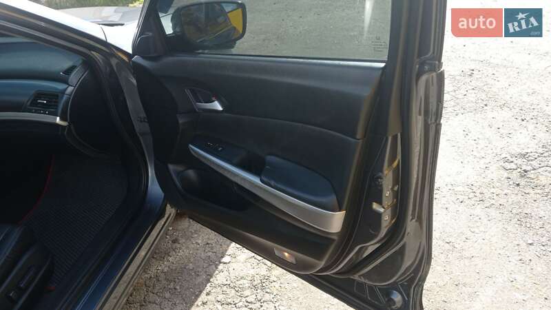 Внедорожник / Кроссовер Honda Crosstour 2014 в Хмельнике фото 25 Внедорожник / Кроссовер Honda Crosstour 2014 в Хмельнике