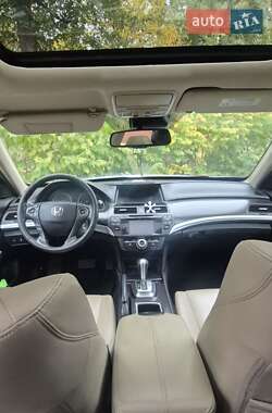Внедорожник / Кроссовер Honda Crosstour 2013 в 