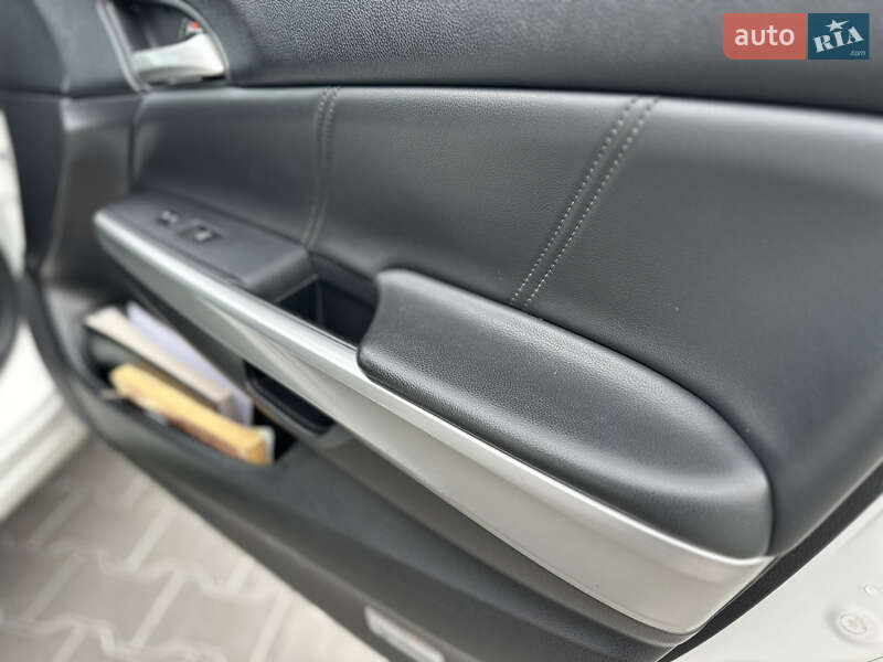 Внедорожник / Кроссовер Honda Crosstour 2013 в Владимире фото 101 Внедорожник / Кроссовер Honda Crosstour 2013 в Владимире