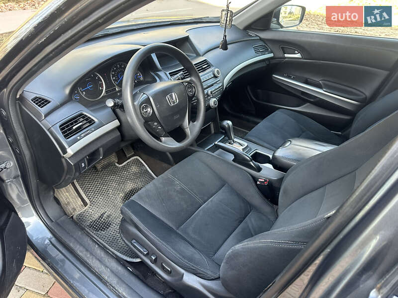 Позашляховик / Кросовер Honda Crosstour 2013 в Ужгороді