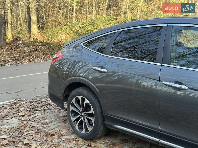 Позашляховик / Кросовер Honda Crosstour 2013 в Ужгороді