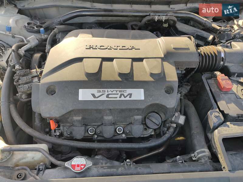 Внедорожник / Кроссовер Honda Crosstour 2011 в Николаеве