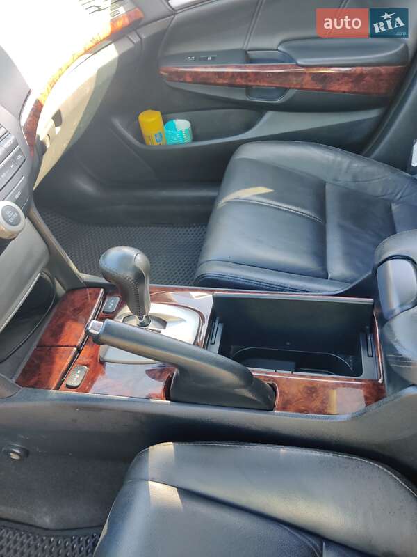 Внедорожник / Кроссовер Honda Crosstour 2011 в Николаеве