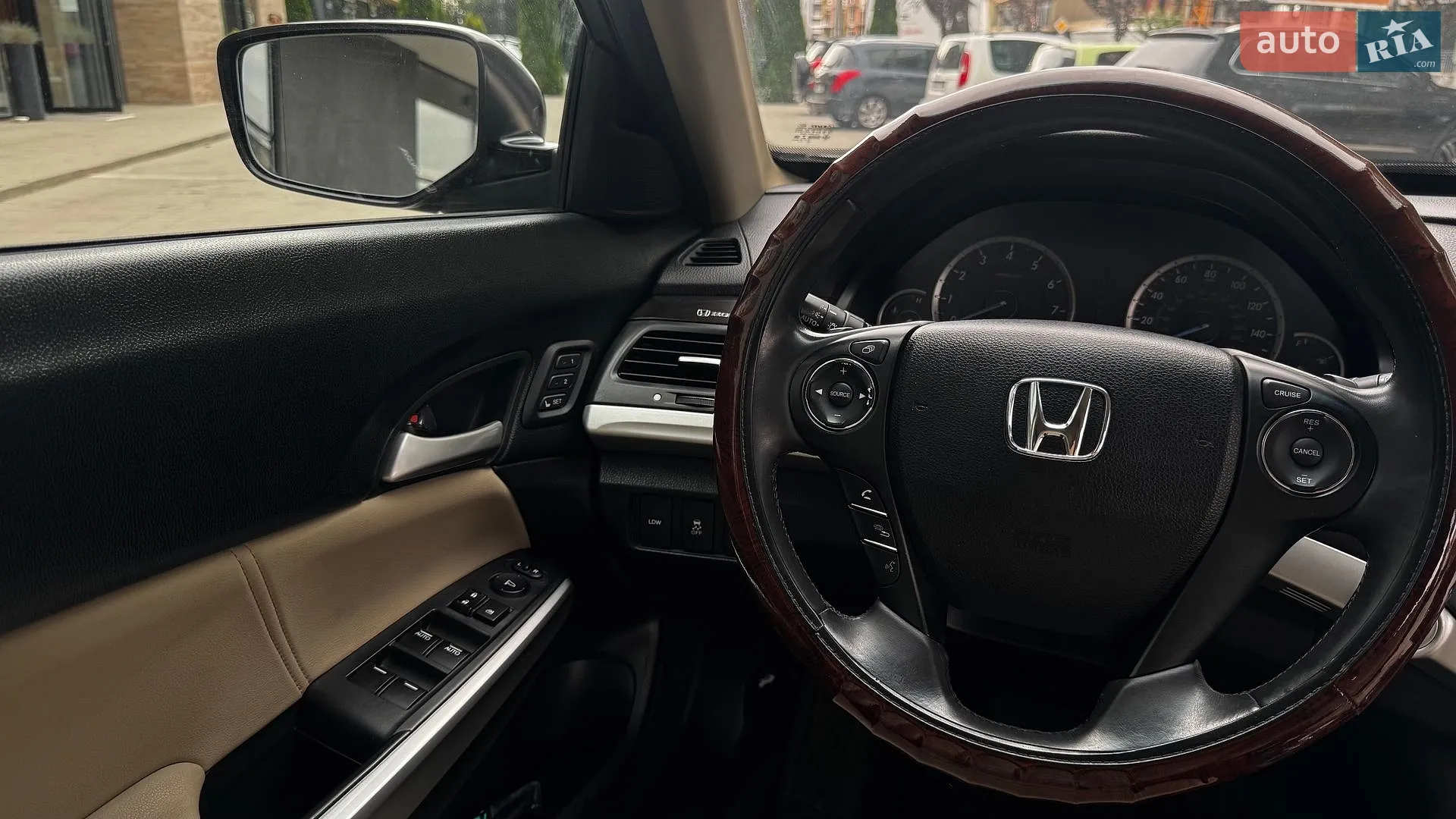 2013 Honda Crosstour - мініатюра 16