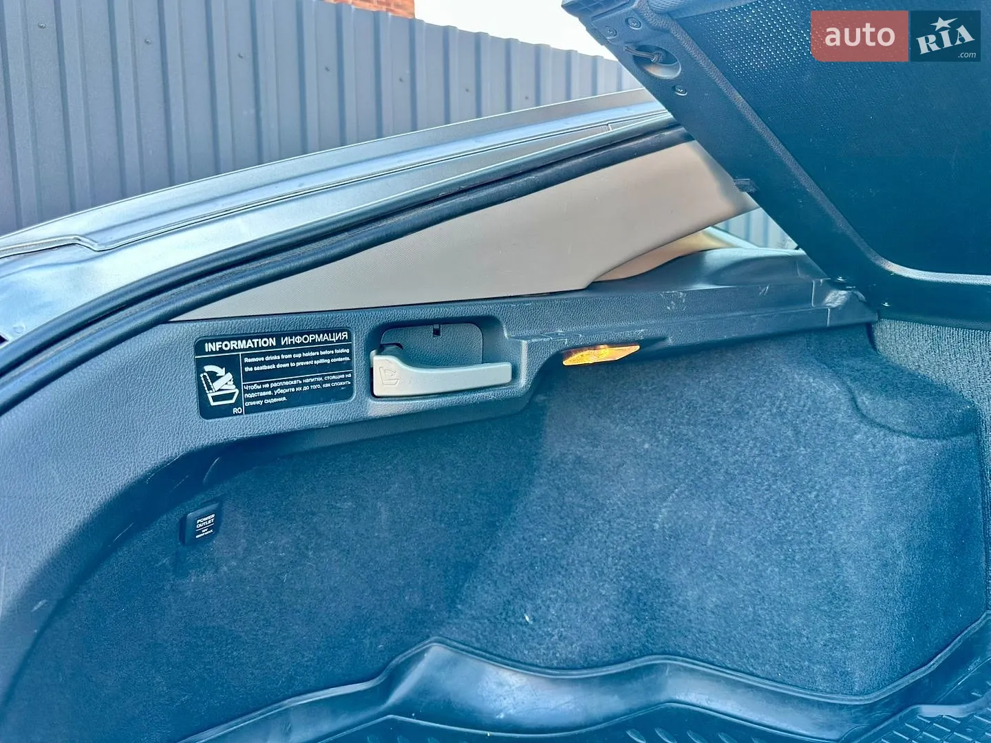 2011 Honda Crosstour - мініатюра 34