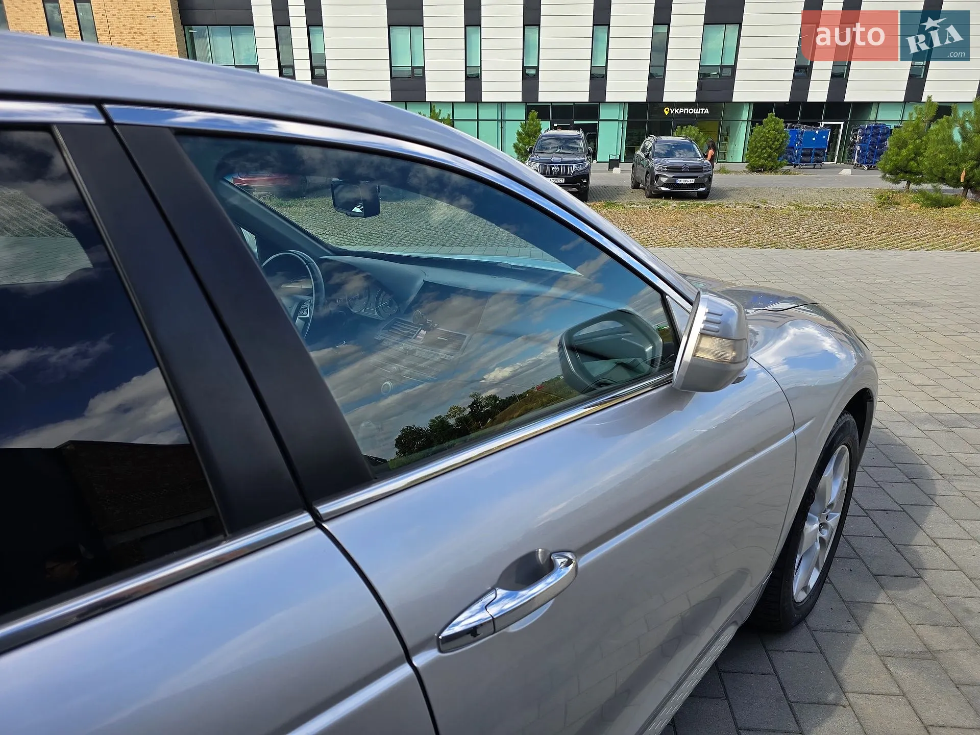 2011 Honda Crosstour - мініатюра 27