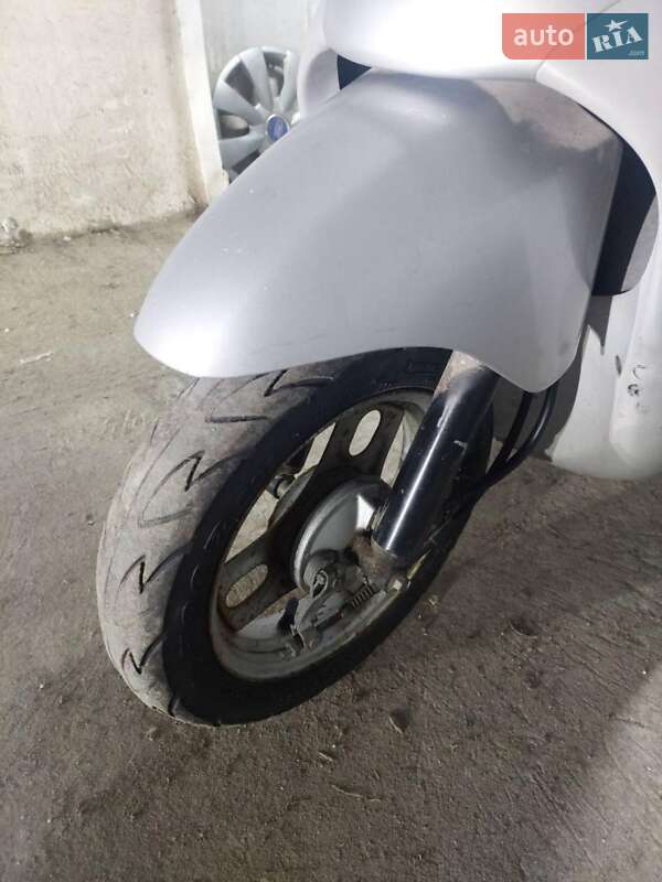 Скутер Honda Dio AF-27 1996 в Бродах