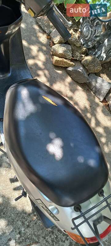 Вантажні моторолери, мотоцикли, скутери, мопеди Honda Dio AF-27 1996 в Вітовському районі