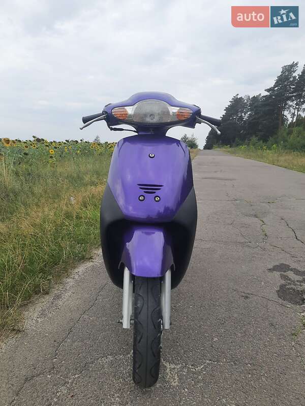 Вантажні моторолери, мотоцикли, скутери, мопеди Honda Dio AF-27 1996 в Рівному