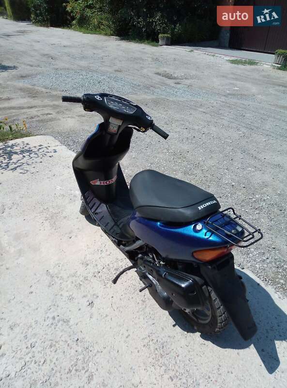 Скутер Honda Dio AF-34 2000 в Запоріжжі