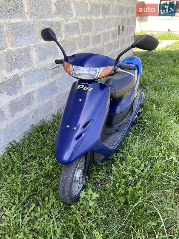 Мопеди Honda Dio AF-34 2004 в Тетієві