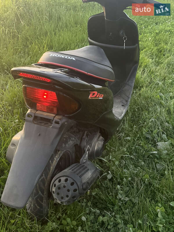 Скутер Honda Dio AF-34 2004 в Стебнику