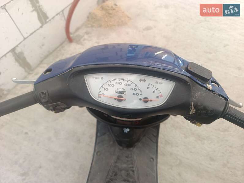 Мотоцикл Классик Honda Dio AF-34 2004 в Черновцах