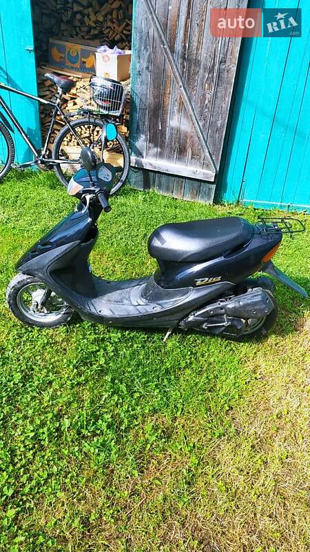 Макси-скутер Honda Dio AF-35 2004 в Путиле