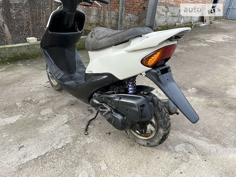 Honda Dio AF-35 2006 - history of car sales on auto.ria.com