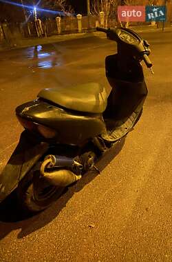 Мотороллер Honda Dio AF-35 2001 в 