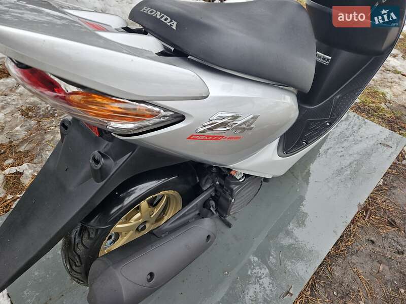 Скутер Honda Dio AF-63 2004 в Южноукраинске