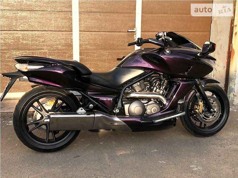 Мотоцикл Туризм Honda DN-01 2008 в Ровно фото 16 Мотоцикл Туризм Honda DN-01 2008 в Ровно