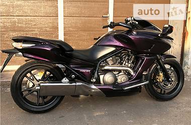 Мотоцикл Туризм Honda DN-01 2008 в 