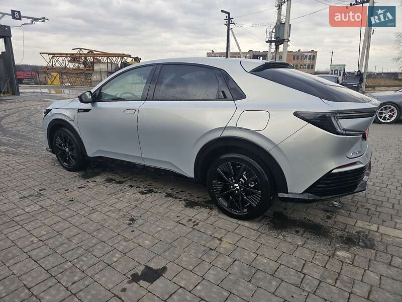 Внедорожник / Кроссовер Honda e:NP2 2024 в Ивано-Франковске фото 3 Внедорожник / Кроссовер Honda e:NP2 2024 в Ивано-Франковске