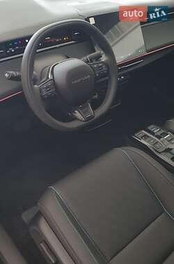 Внедорожник / Кроссовер Honda e:NP2 2024 в 