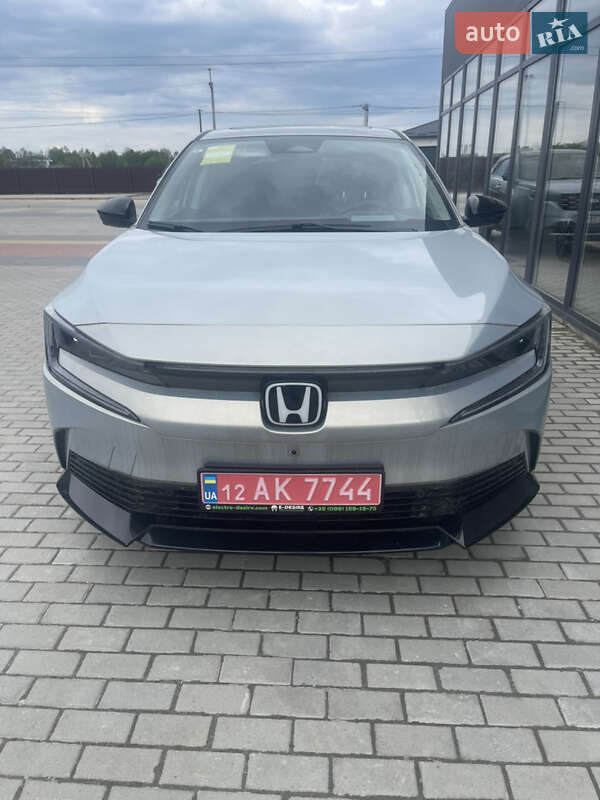 Honda e:NP2 2024