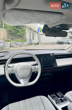 Седан Honda e:NP2 2024 в 