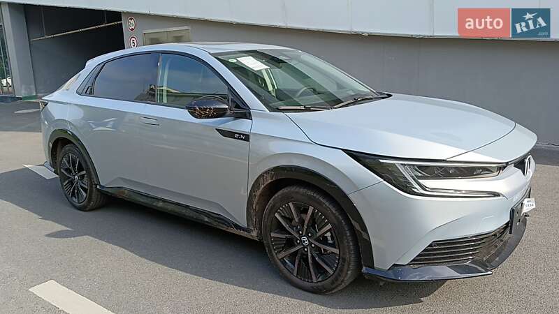 Позашляховик / Кросовер Honda e:NP2 2024 в 