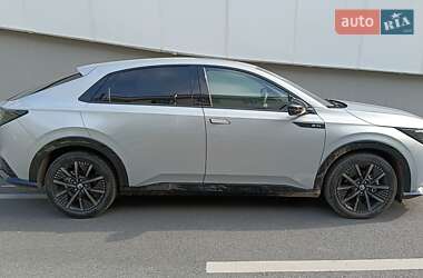 Позашляховик / Кросовер Honda e:NP2 2024 в 