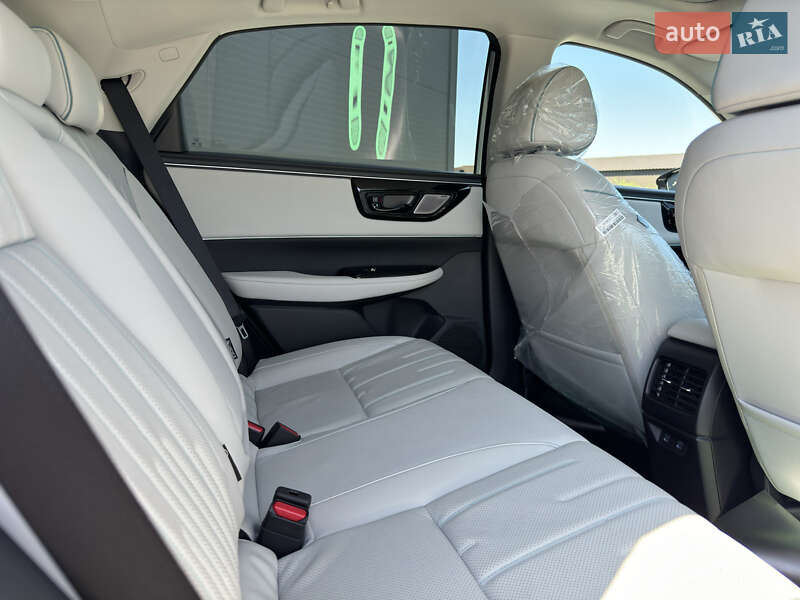 Внедорожник / Кроссовер Honda e:NP2 2025 в Ивано-Франковске