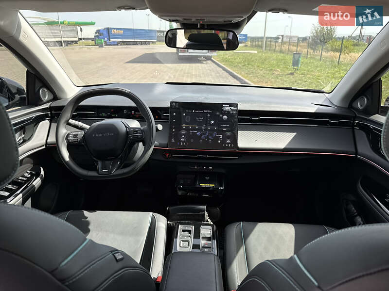 Внедорожник / Кроссовер Honda e:NP2 2024 в Львове